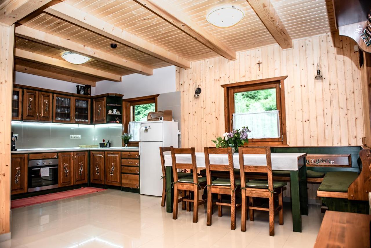 Central Chalet Varsag 外观 照片