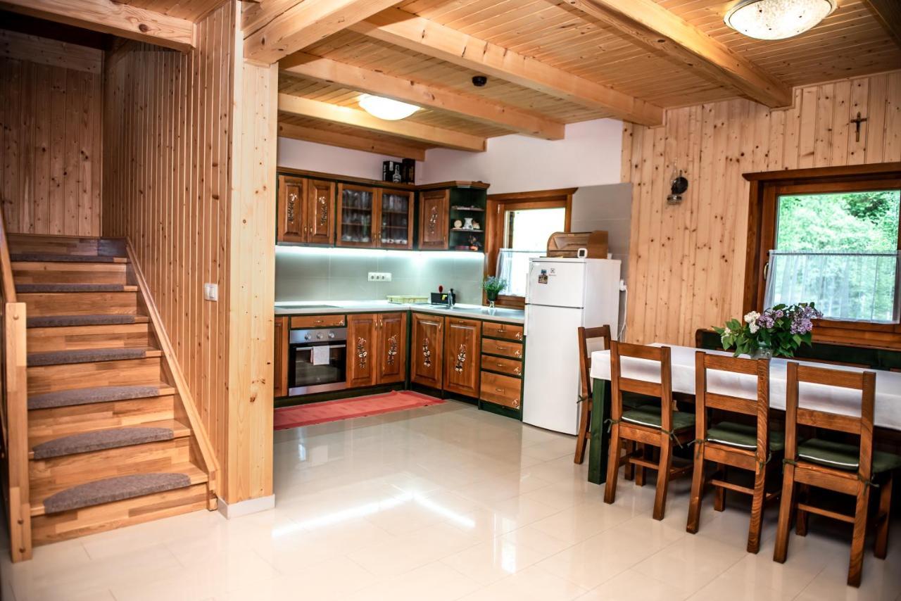 Central Chalet Varsag 外观 照片