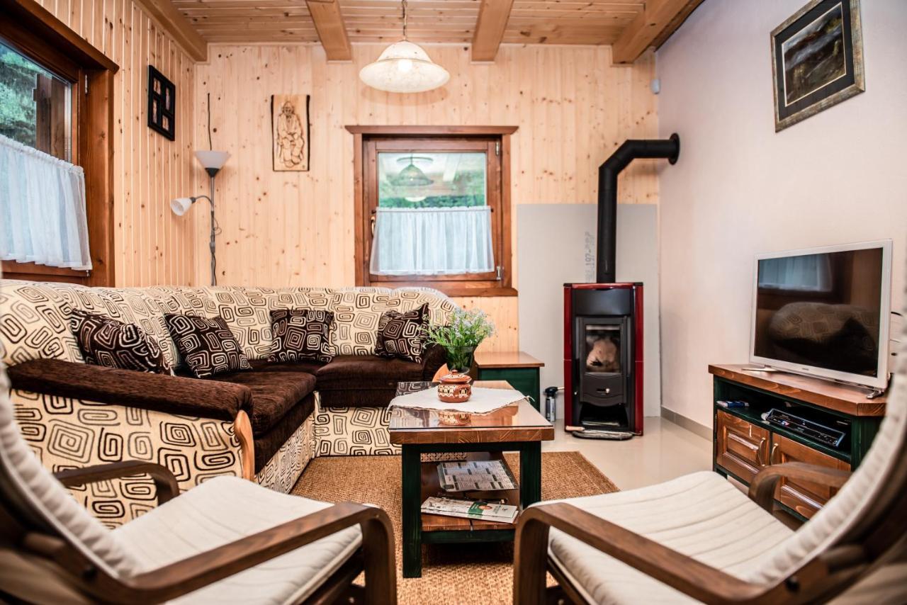Central Chalet Varsag 外观 照片